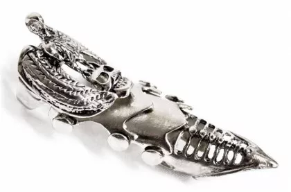 Gelenk Fingerring Totenkopf mit Flügel