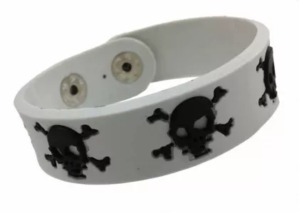 Silikon Armband - Totenköpfe Weiß