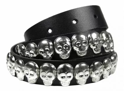 Ledergürtel Totenkopf Nieten 1-reihig