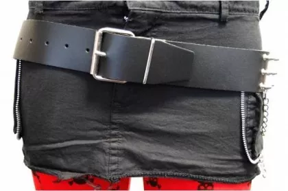 Killernieten Gürtel 3-reihig mit Kette