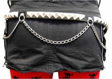 Pyramid studded leather belt 1 row with chain