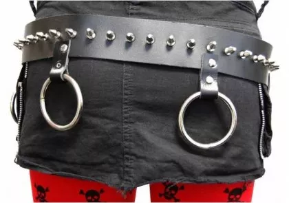 Gürtel - Killernieten mit Ring