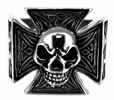 Eisernes Kreuz mit Totenkopf