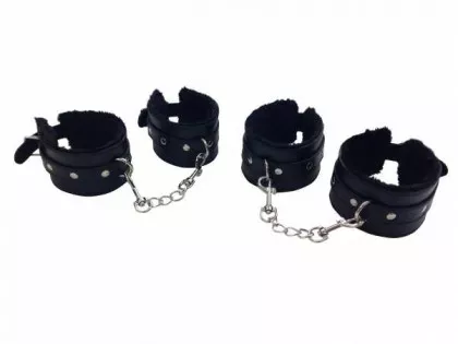 Black Bondage Set with fleecy inner cushion