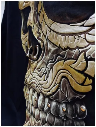 T-Shirt Gepiercter Totenkopf mit Nieten (Glow in the Dark)
