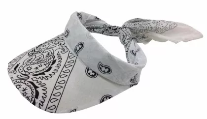 Weiße Sonnenschirm Cap mit Paisley Muster