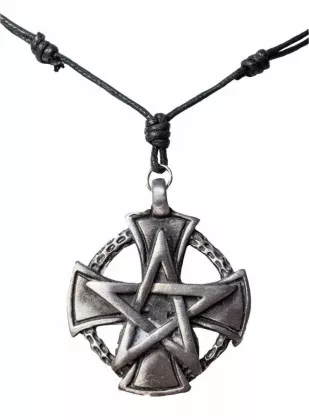 Halskette mit großem Kreuz Anhänger