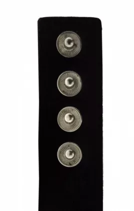 Ring Choker Pyramidennieten