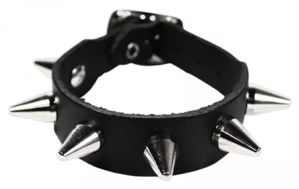 Spike Nieten Lederarmband 1-reihig