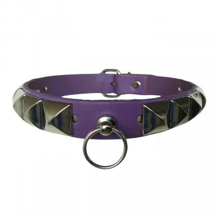 Lila O-Ring Pyramidennieten Halsband Choker