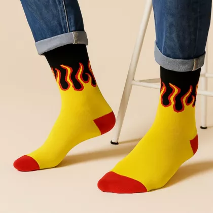 Streetwear Socken mit Flammenmuster