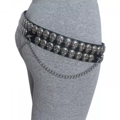 Ledergürtel mit Totenkpfnieten 2 Reihig und Ketten