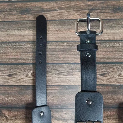 Choker with small Pyramid studs | faux Leather