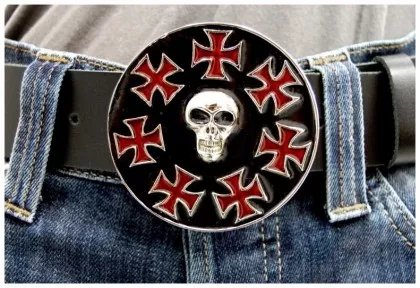 Gürtelschnalle Iron Cross & Skull