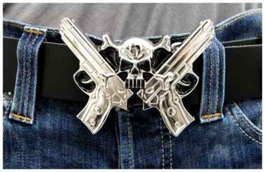 Belt Buckle Revolver & Skull