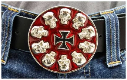 Gürtelschnalle Skull & Cross