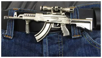 Gürtelschnalle M-Gun