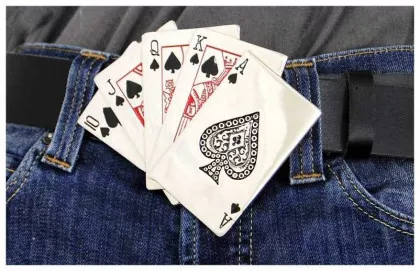 Gürtelschnalle Cards