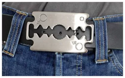 Gürtelschnalle Razor Blade