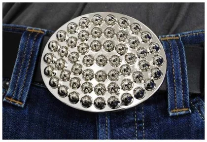 Gürtelschnalle Pointed Rivets