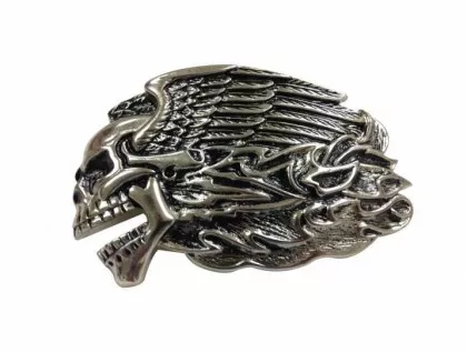 Gürtelschnalle Totenkopf in Flammen