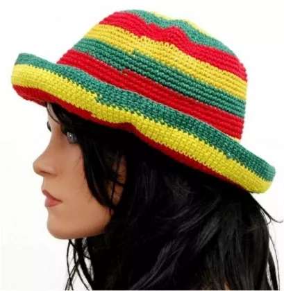 Rasta Hut mit Krempe