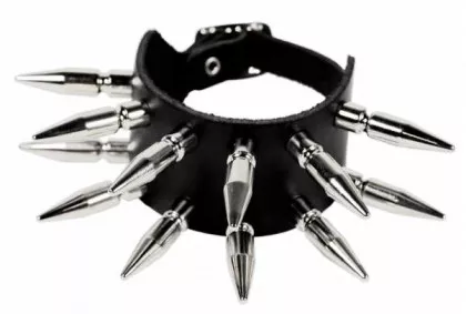 Wristband Killer Studs