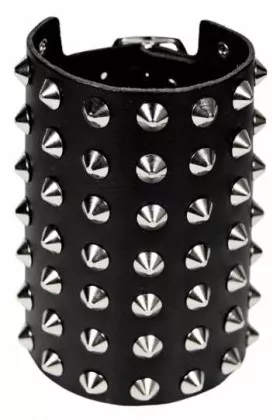Armband Spitznieten