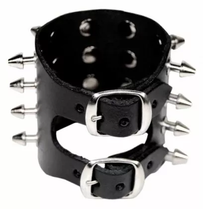 4-reihiges Killernietenarmband