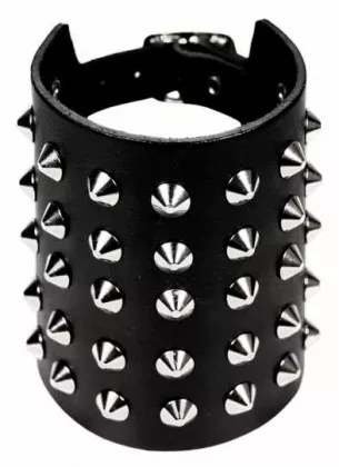 Armband 5 Reihen Spitznieten