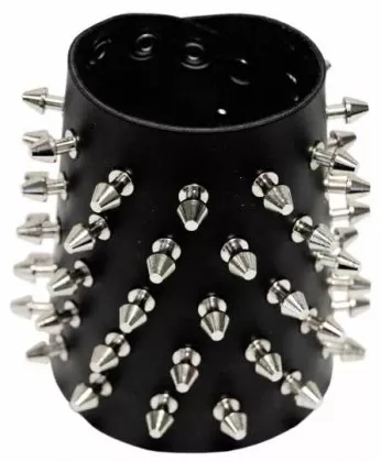 Armband 52 Killernieten