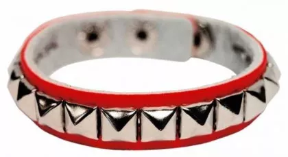 Armband Rot Pyramidennieten
