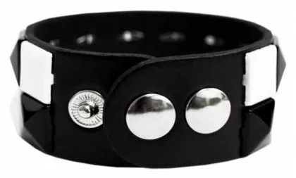 Armband Pyramidennieten Schwarz & Weiß