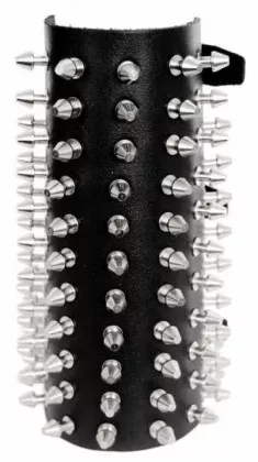 Armband 81 Killernieten