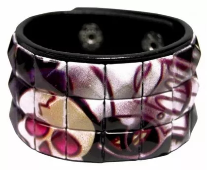Bedrucktes Nietenarmband Graffiti
