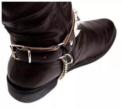 Leather Bootstrap in brown with Pyramid Studs