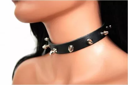 Killernieten 1,5 cm Leder Choker