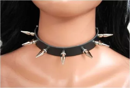 Killernieten 2,5 cm Leder Choker