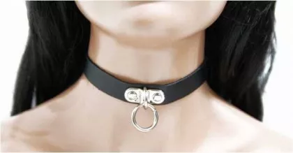 Ring der O Choker