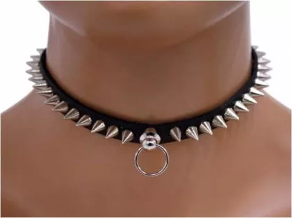 Choker Mini Conenieten & Ring
