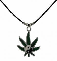 Necklace with Hemp an Yin Yang Design