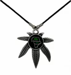 Halskette mit Hanfblatt Anhänger