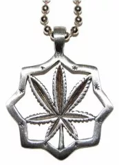 Gothic Halskette Hanf