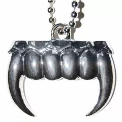 Necklace Vampire Teeth