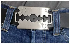 Belt Buckle Razor Blade
