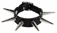 Leather Wristband 1 Row with 3 cm Cone Studs