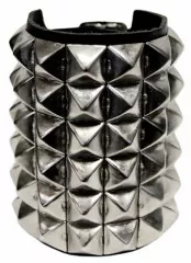 6 Row Pyramid Studded Wristband