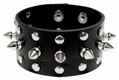 Wristband Black Killer Studs
