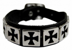 Armband Schwarz mit Kreuzen