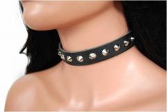 Pointed Studs Leather Choker